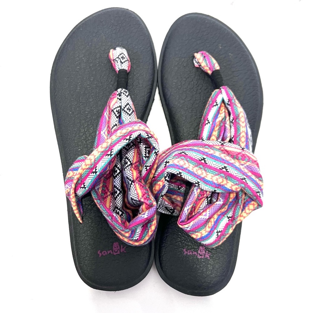 Sanuk Black and‎ Multicolor Women's Sandals 10